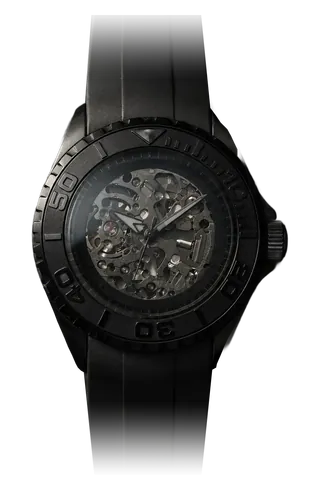 Montre noire, cadran squelette, lunette tournante noire.